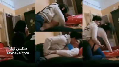 افلام نيك مصري ينيك صحبتة المحجبة بالعافية في شقة زميلة xsxx